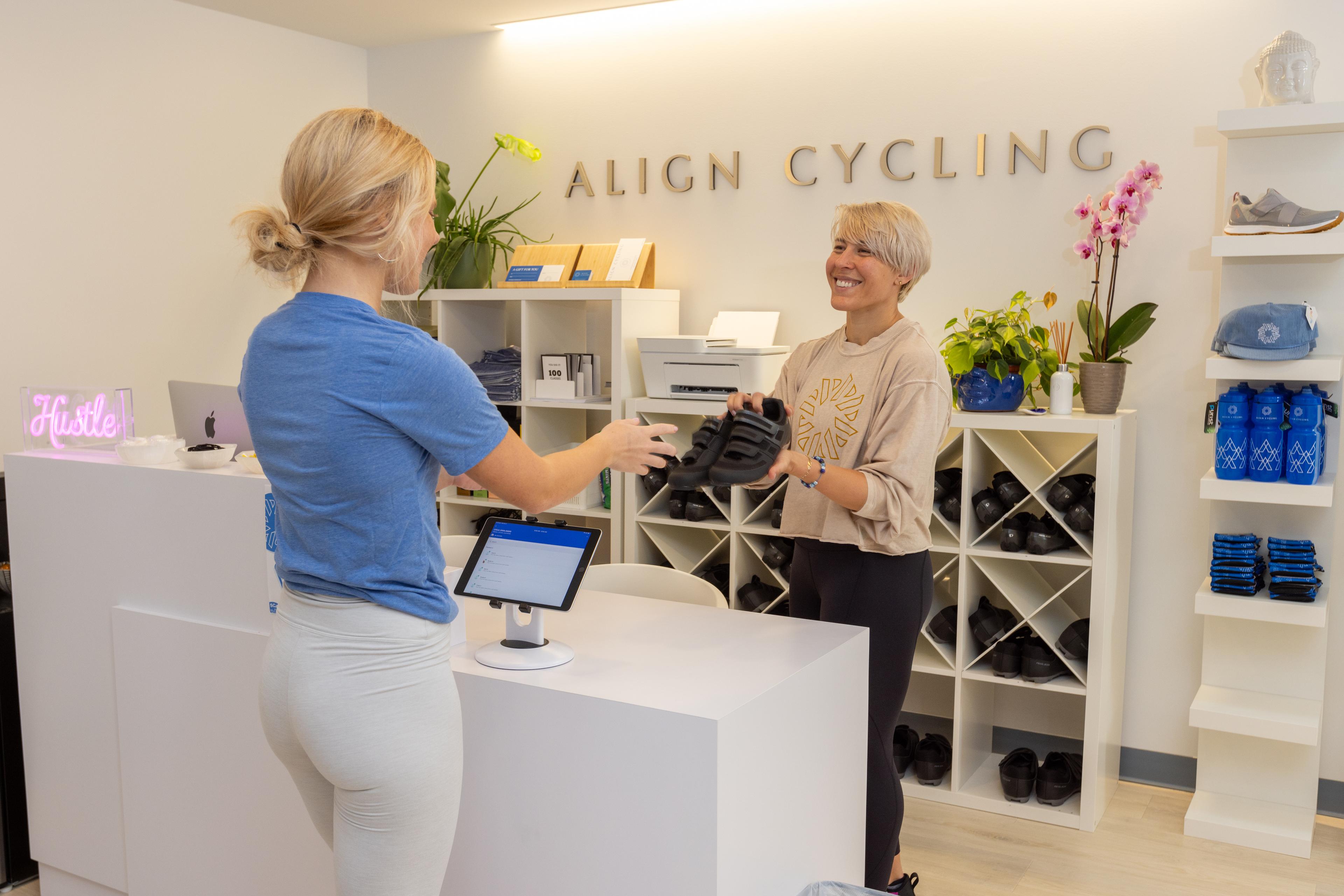 check in and rental cycle shoes